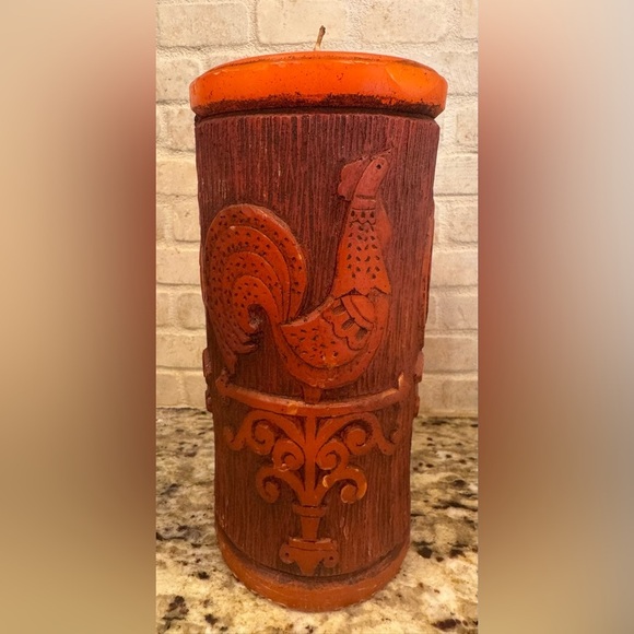 Vintage Red Orange Hallmark Farmhouse Pillar Candle Rooster Cottage Core Rare - Picture 1 of 6